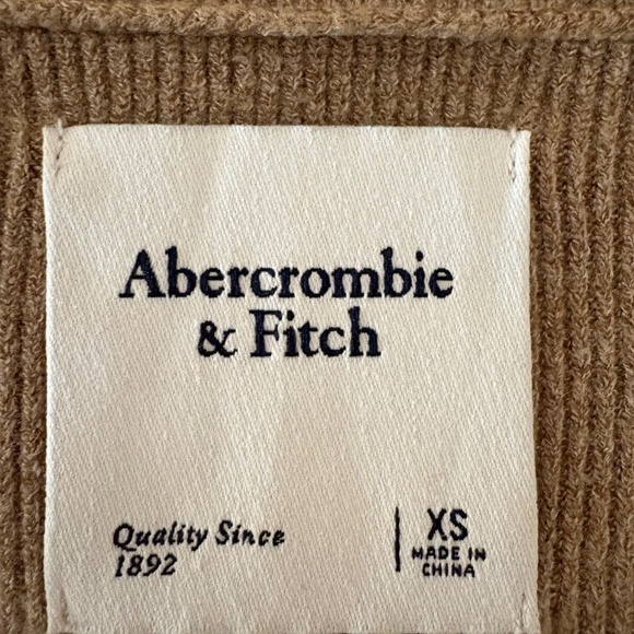 Sweater - Picture 2 of 3